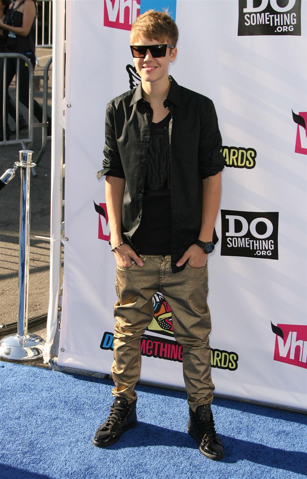 Justin Bieber - Celebs at Do Something Awards 2011 Photos | Picture 59692